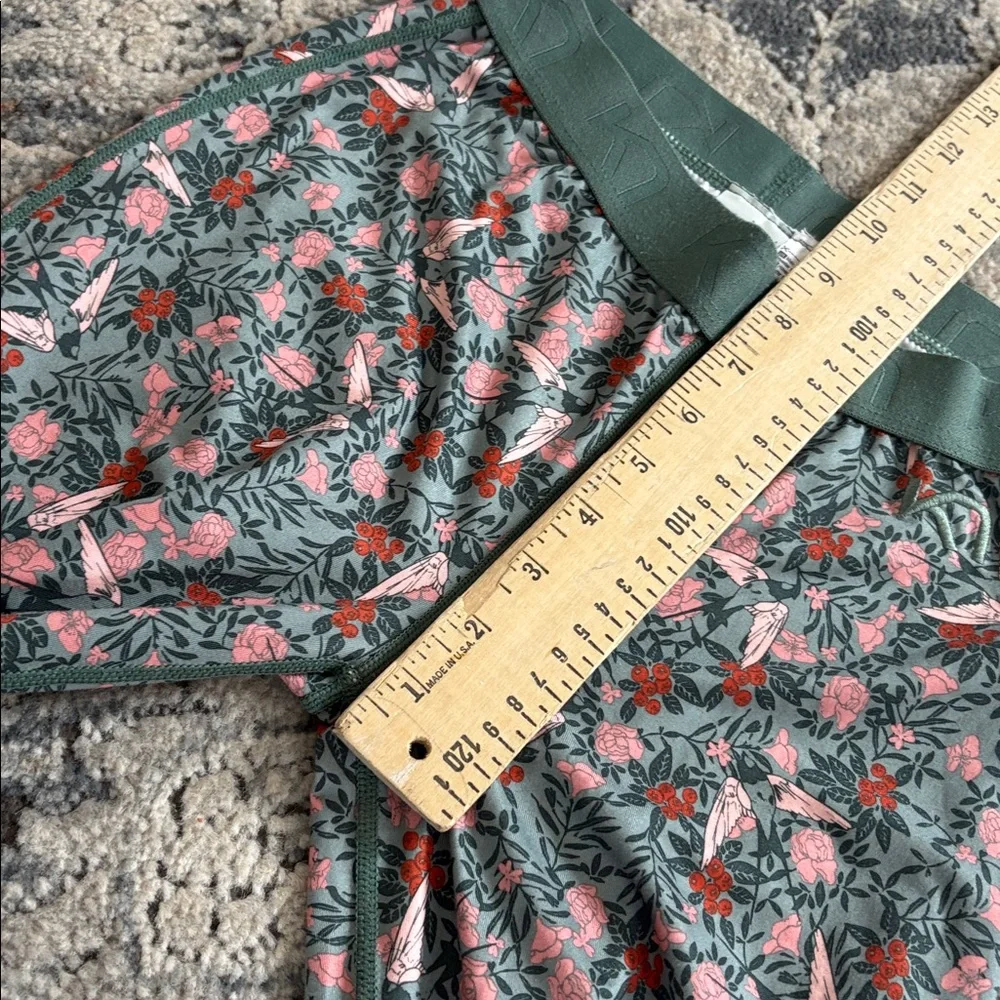 Kari Traa Floral Fryd Baselayer Top & Leggings Pink Green lightweight base layer - Picture 9 of 11